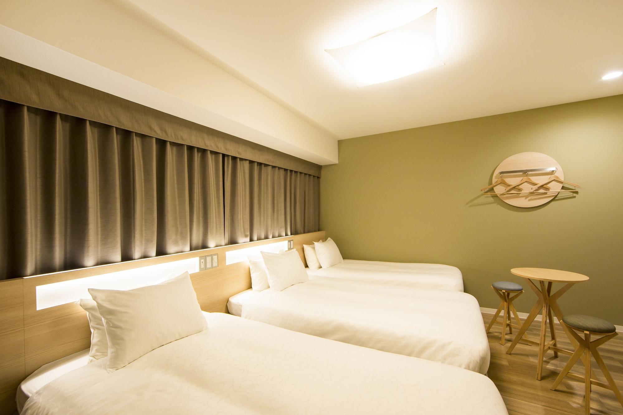Karaksa Namba 4*