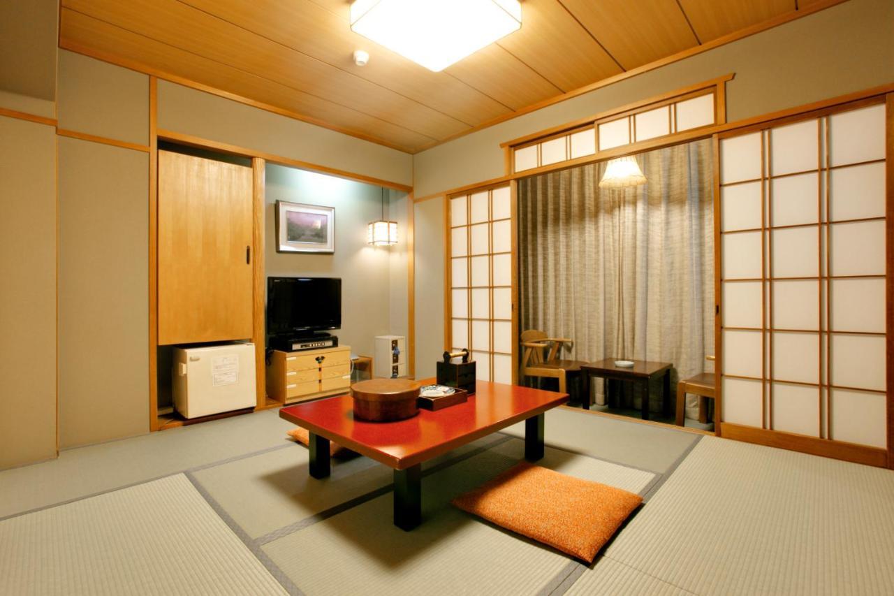 Ryokan Yamatoya Honten 3*