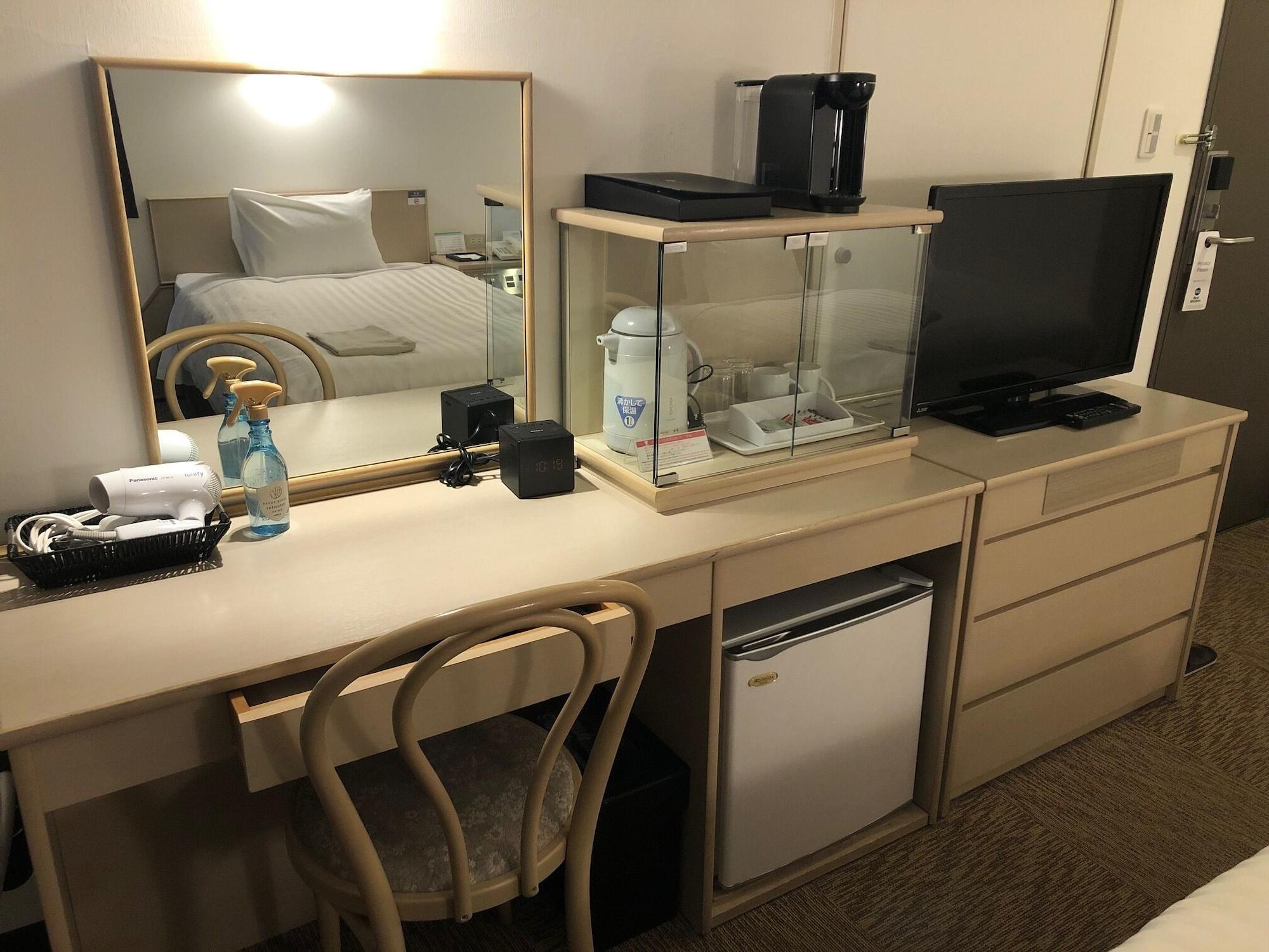 Hotel Western Tsukamoto 3*
