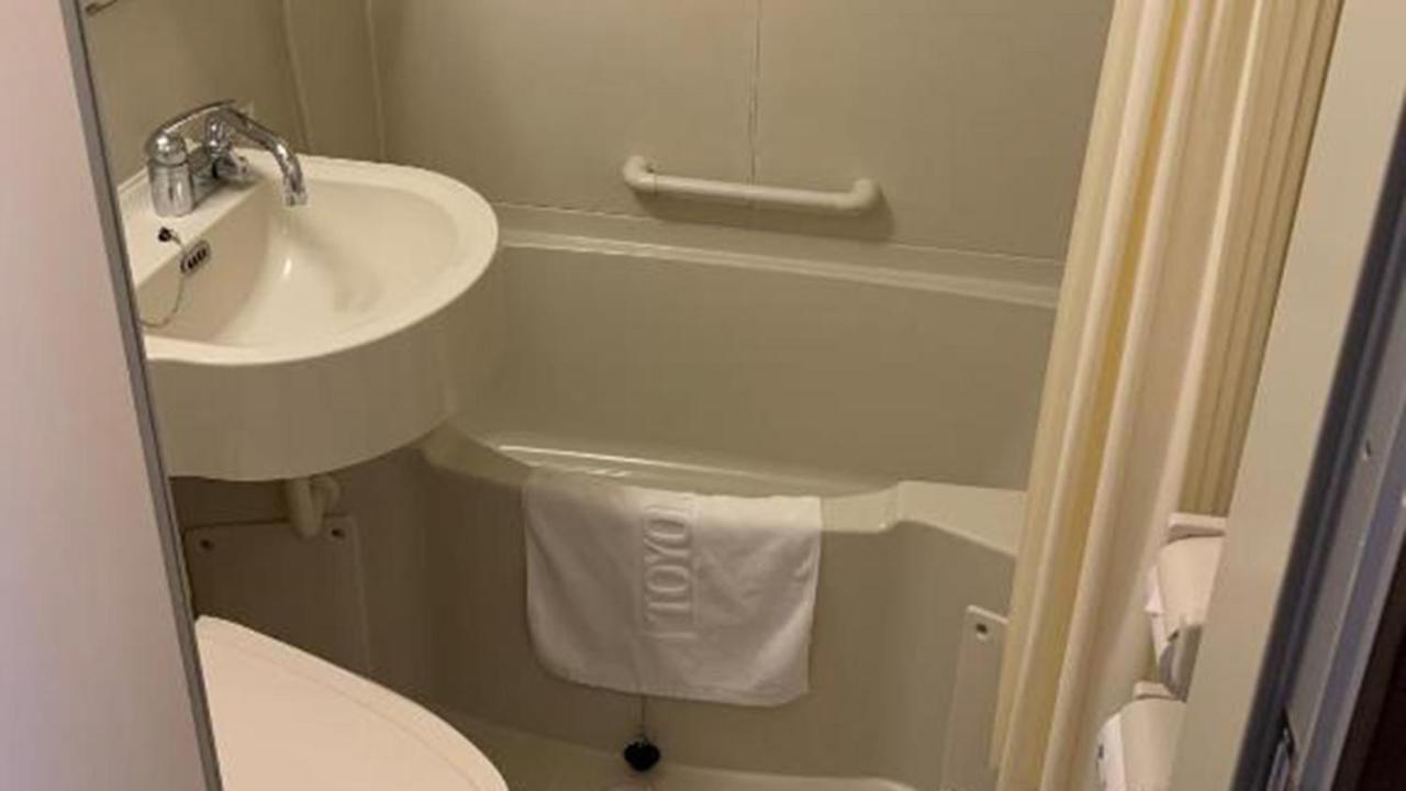 Toyoko Tsutenkaku Mae Hotel