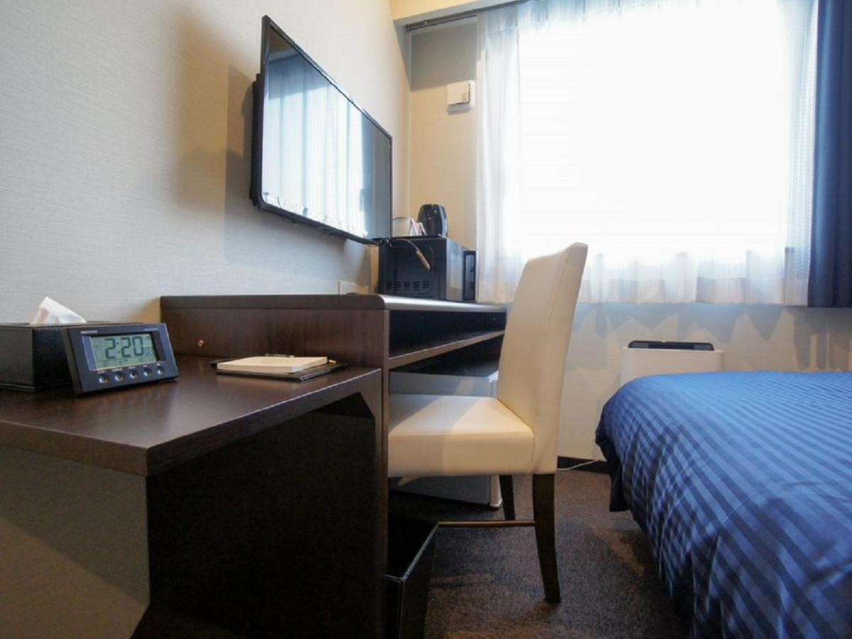 Livemax Premium Umeda East Hotel