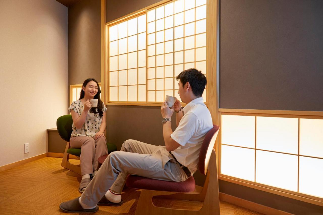 古今 天下茶屋 With A Private Parking Lot And A Half Open-air Bath And Direct To Kix