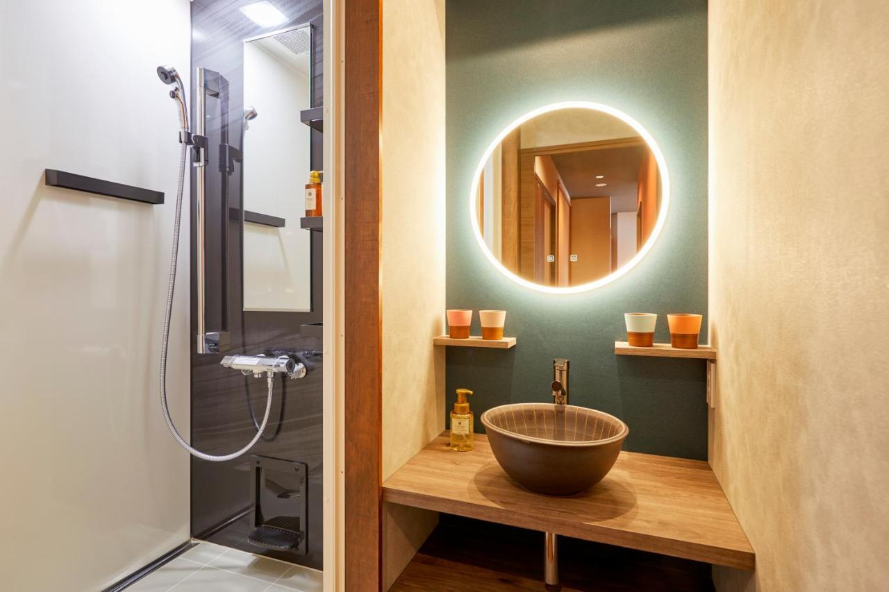古今 天下茶屋 With A Private Parking Lot And A Half Open-air Bath And Direct To Kix Casa de férias Osaka