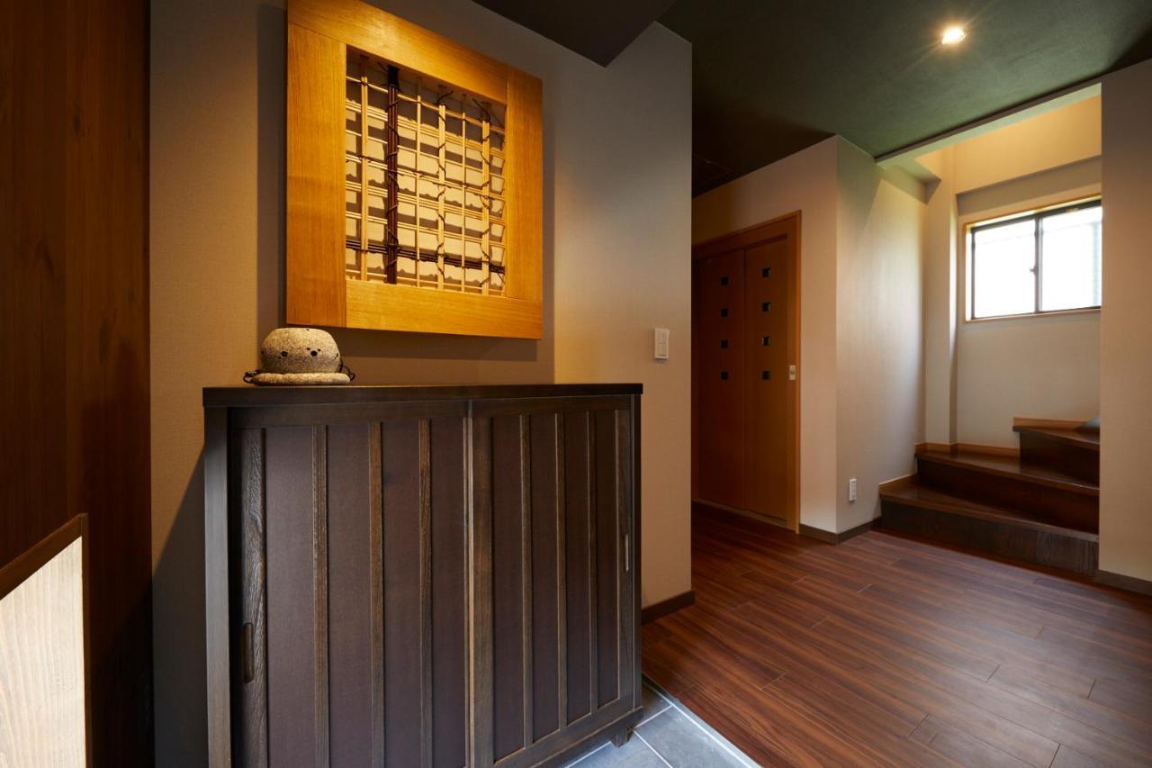 Casa de férias 古今 天下茶屋 With A Private Parking Lot And A Half Open-air Bath And Direct To Kix
