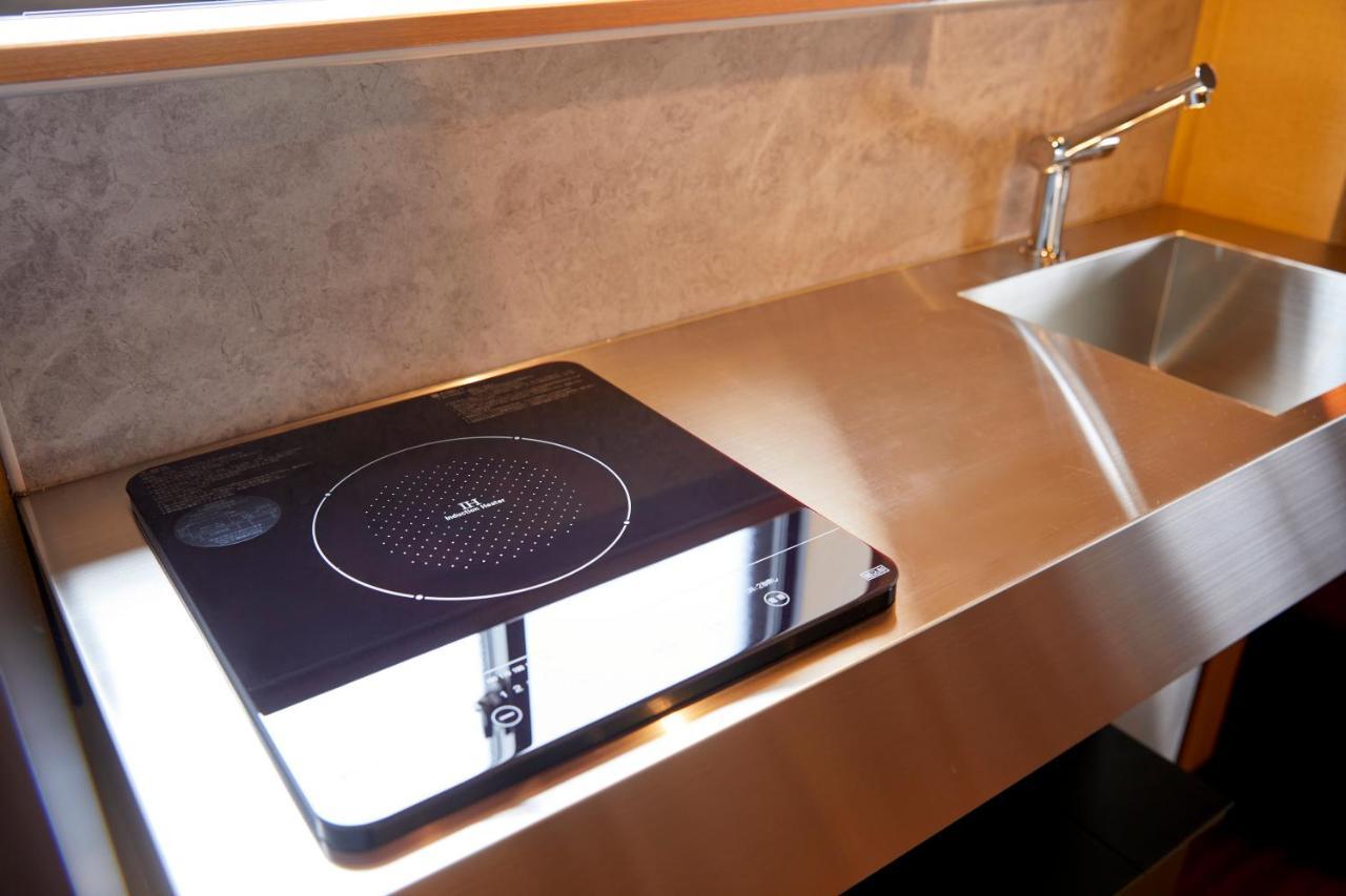 古今 天下茶屋 With A Private Parking Lot And A Half Open-air Bath And Direct To Kix Osaka