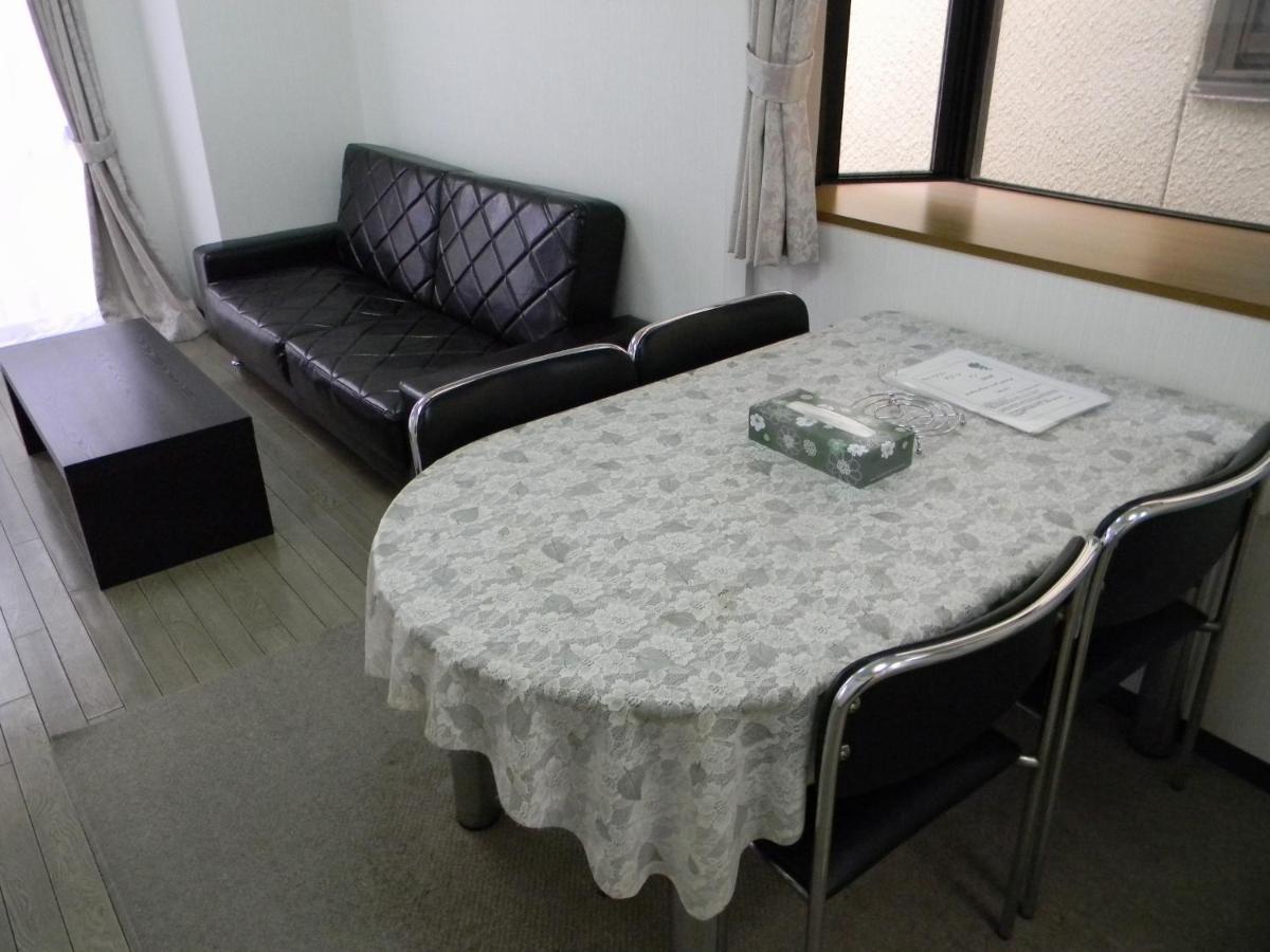 Weekly In Namba Aparthotel 2*