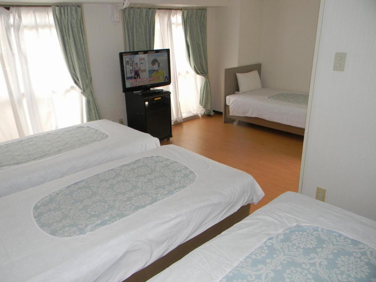 Weekly In Namba Aparthotel 2*