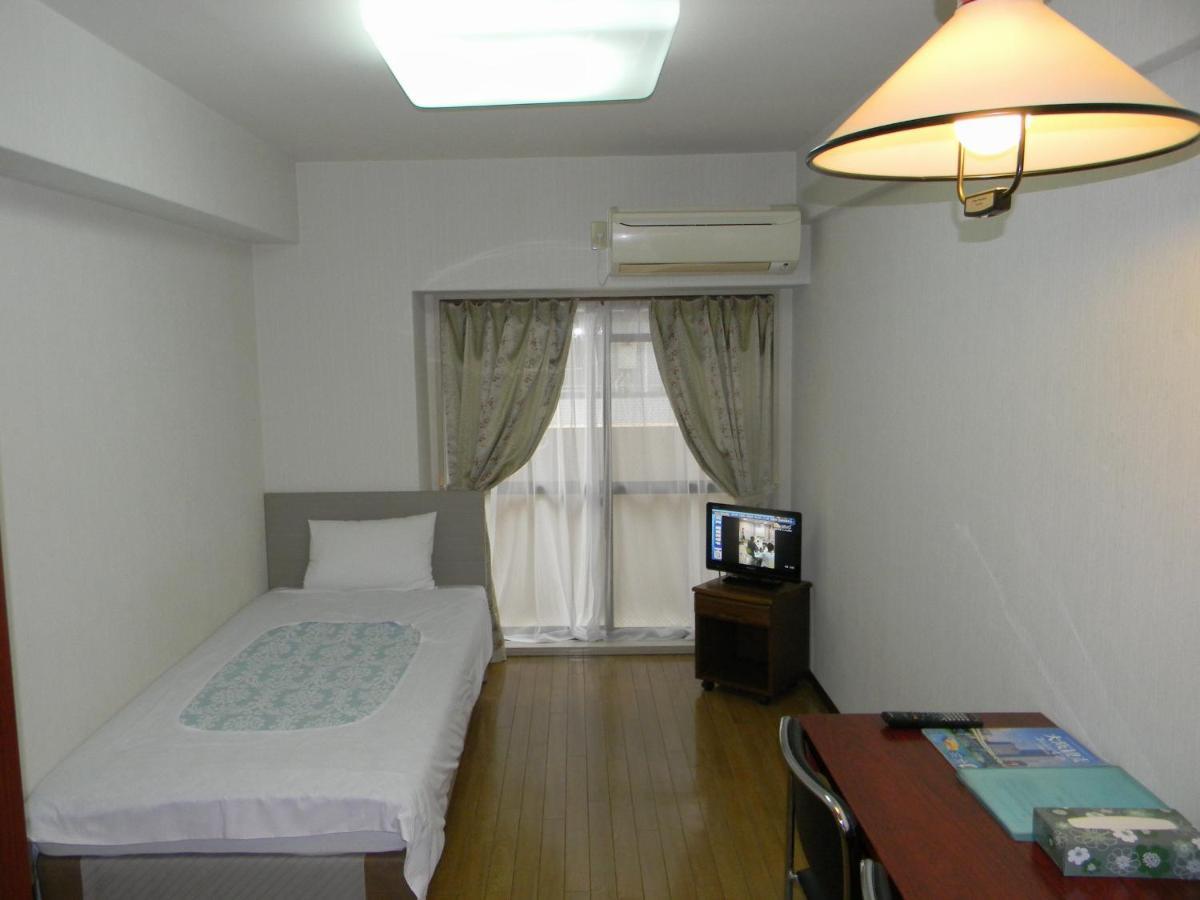 Weekly In Namba Aparthotel