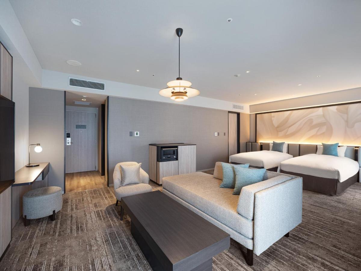 Oriental Universal Hotel 4*
