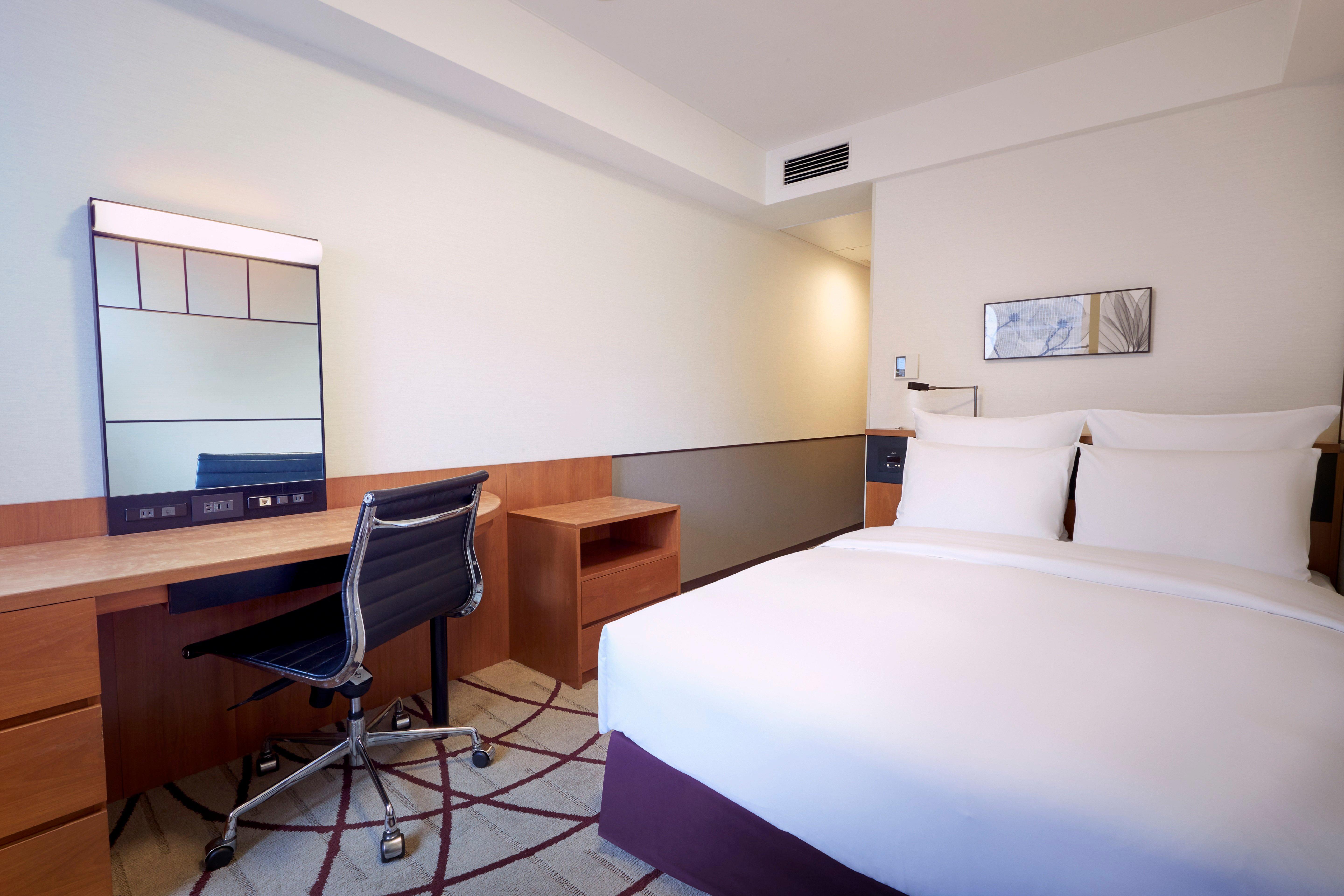 Ana Crowne Plaza By Ihg Hotel 5*
