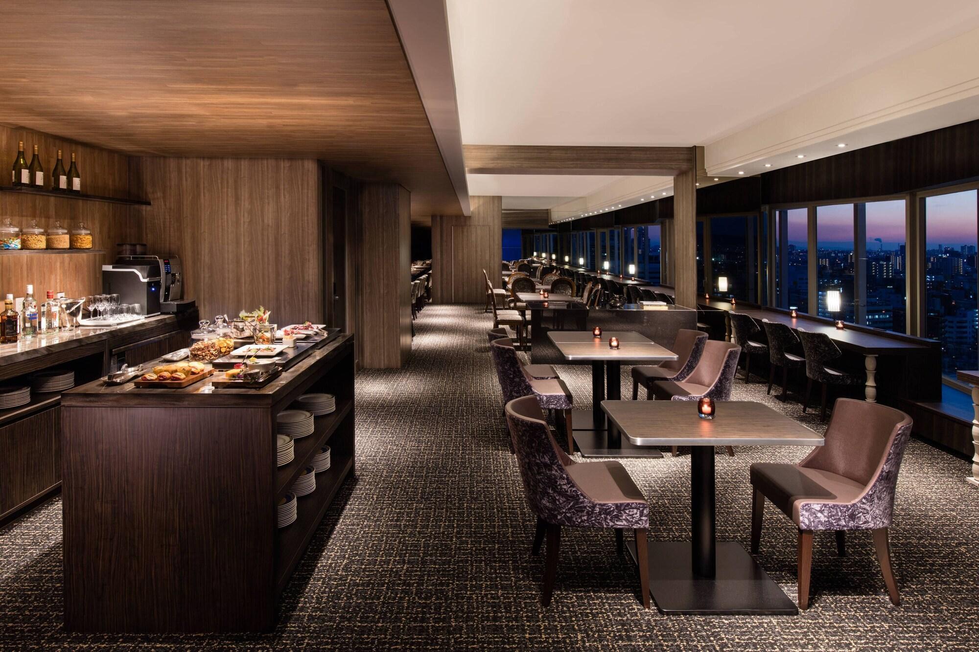 Courtyard By Marriott Shin-osaka Station Hotel 5*