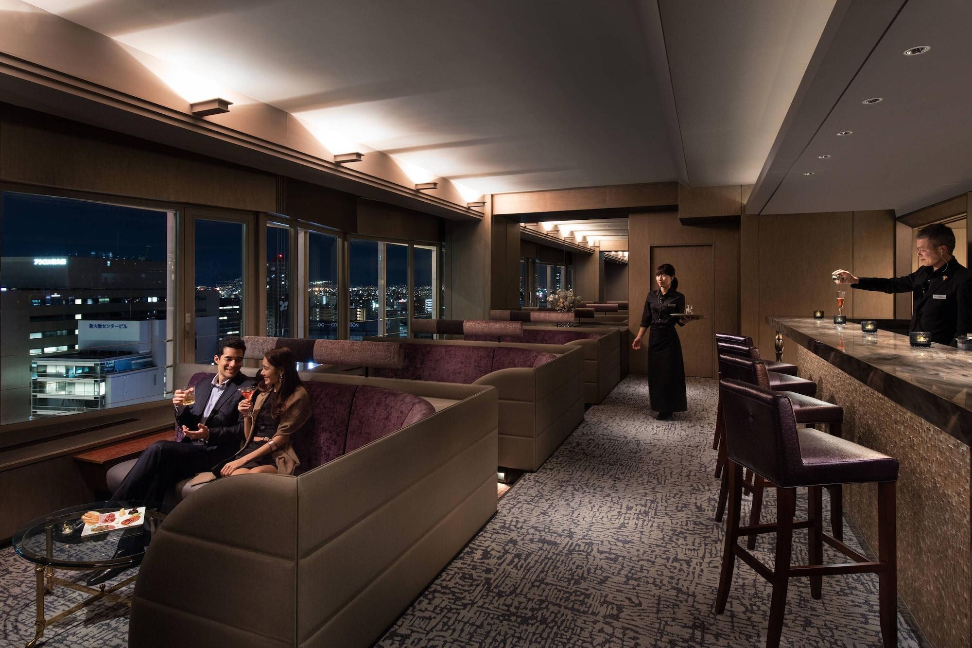 Hotel Courtyard By Marriott Shin-osaka Station 5*