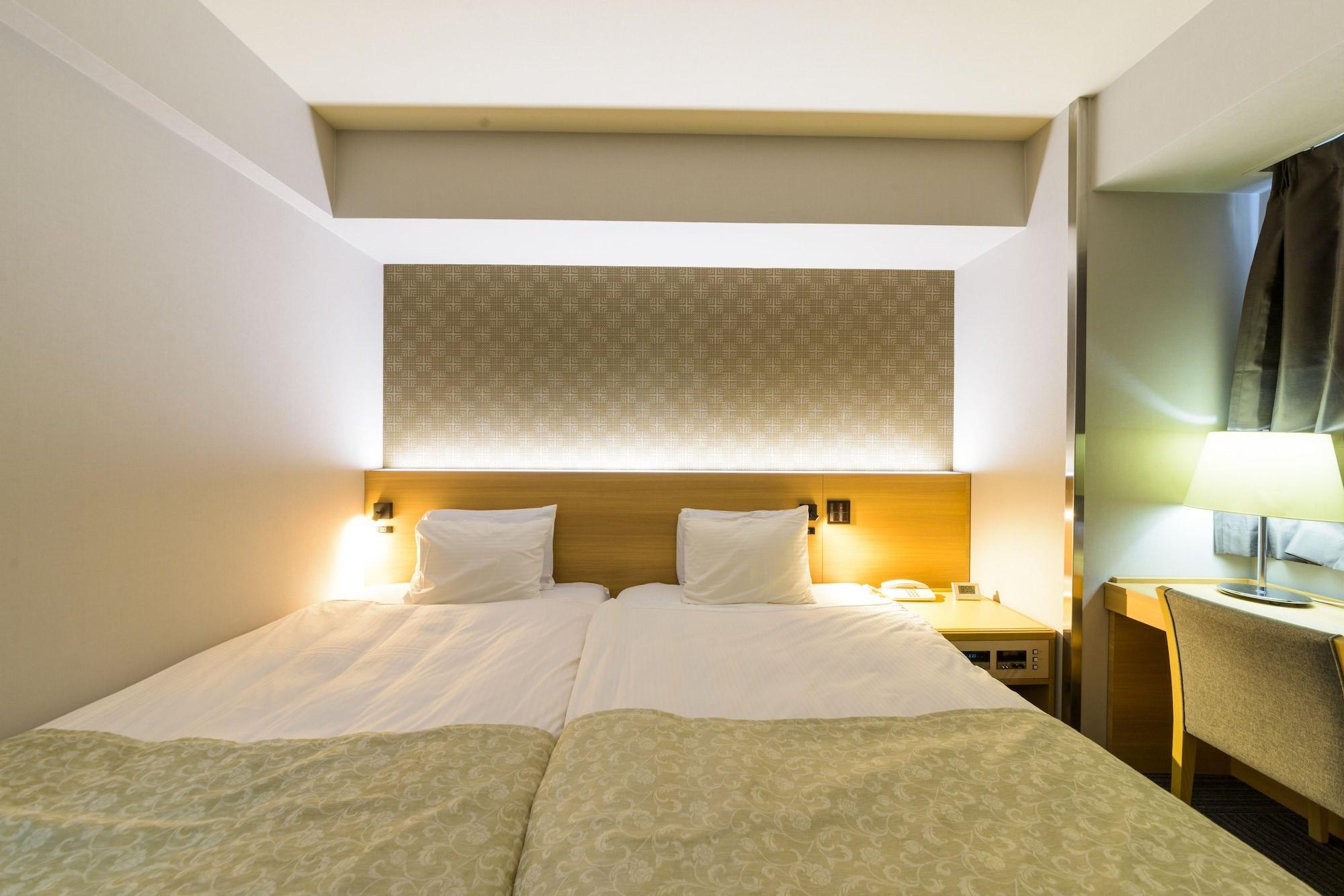 Surestay By Western Shin-osaka Hotel