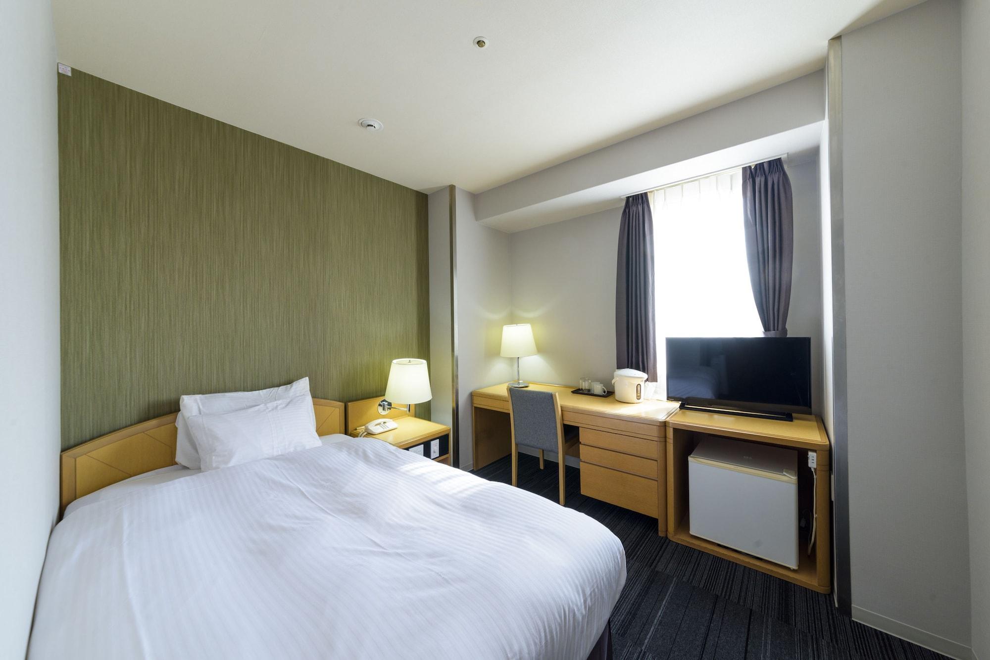 Surestay By Western Shin-osaka Osaka