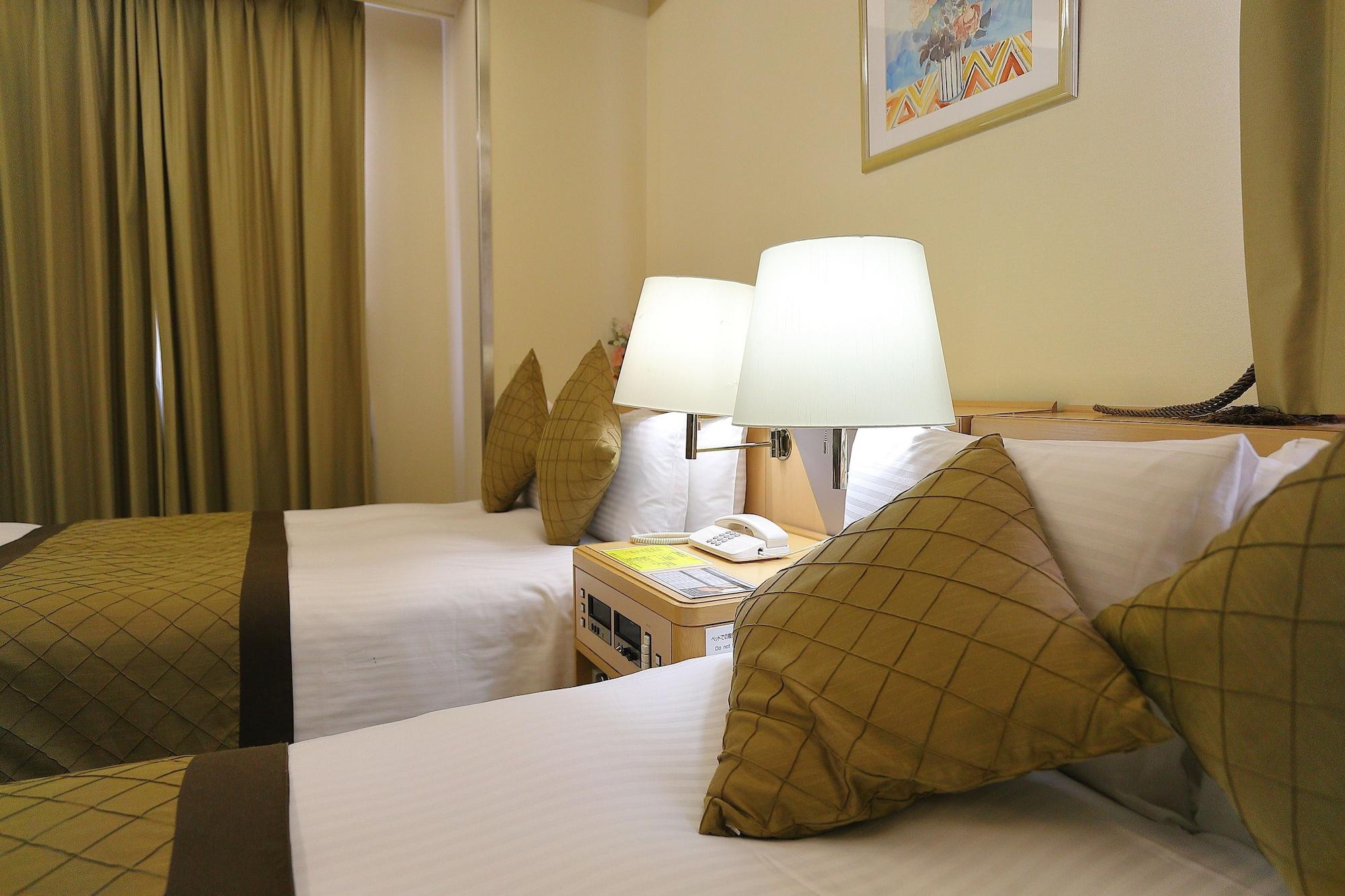 Surestay By Western Shin-osaka Hotel