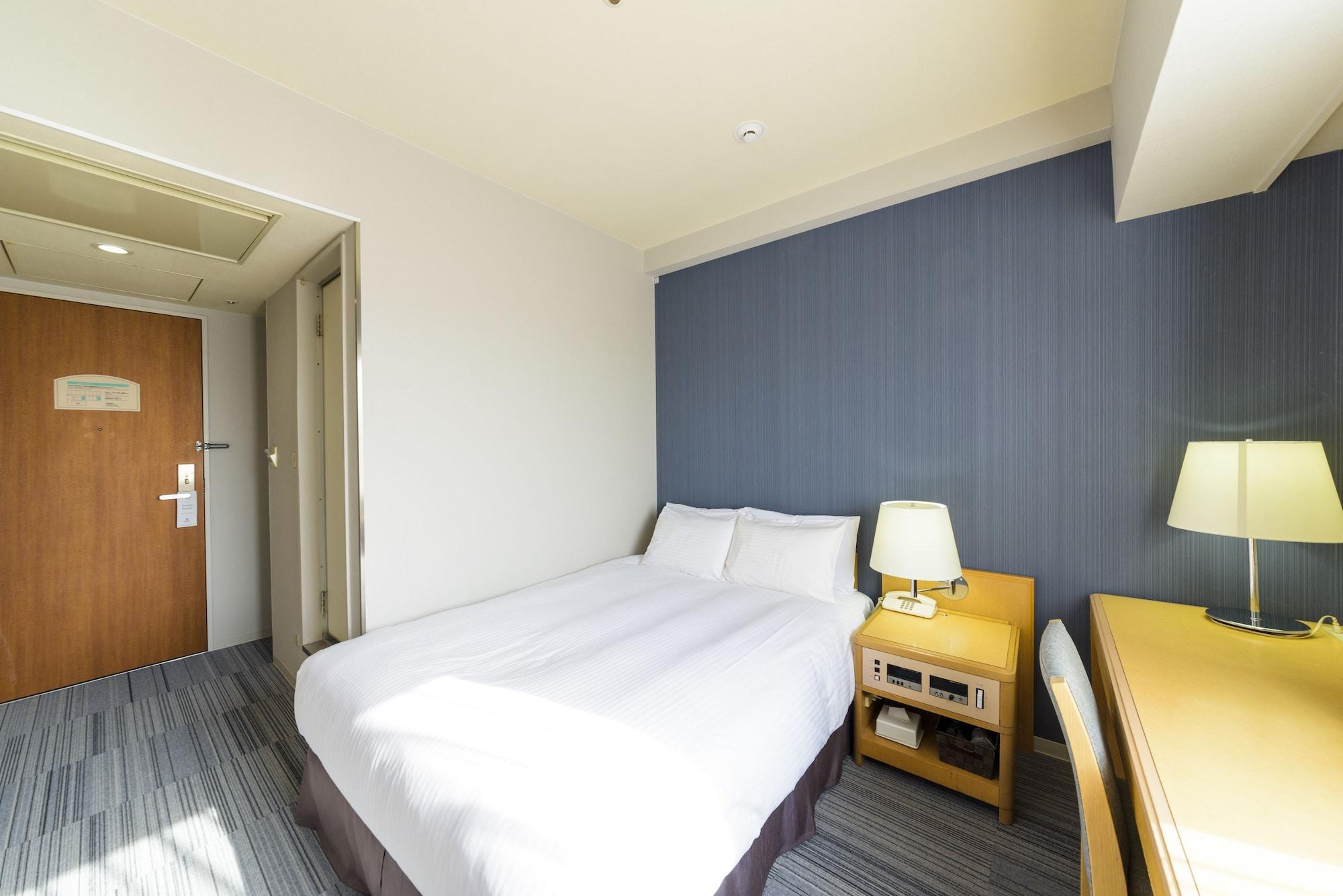 Surestay By Western Shin-osaka
