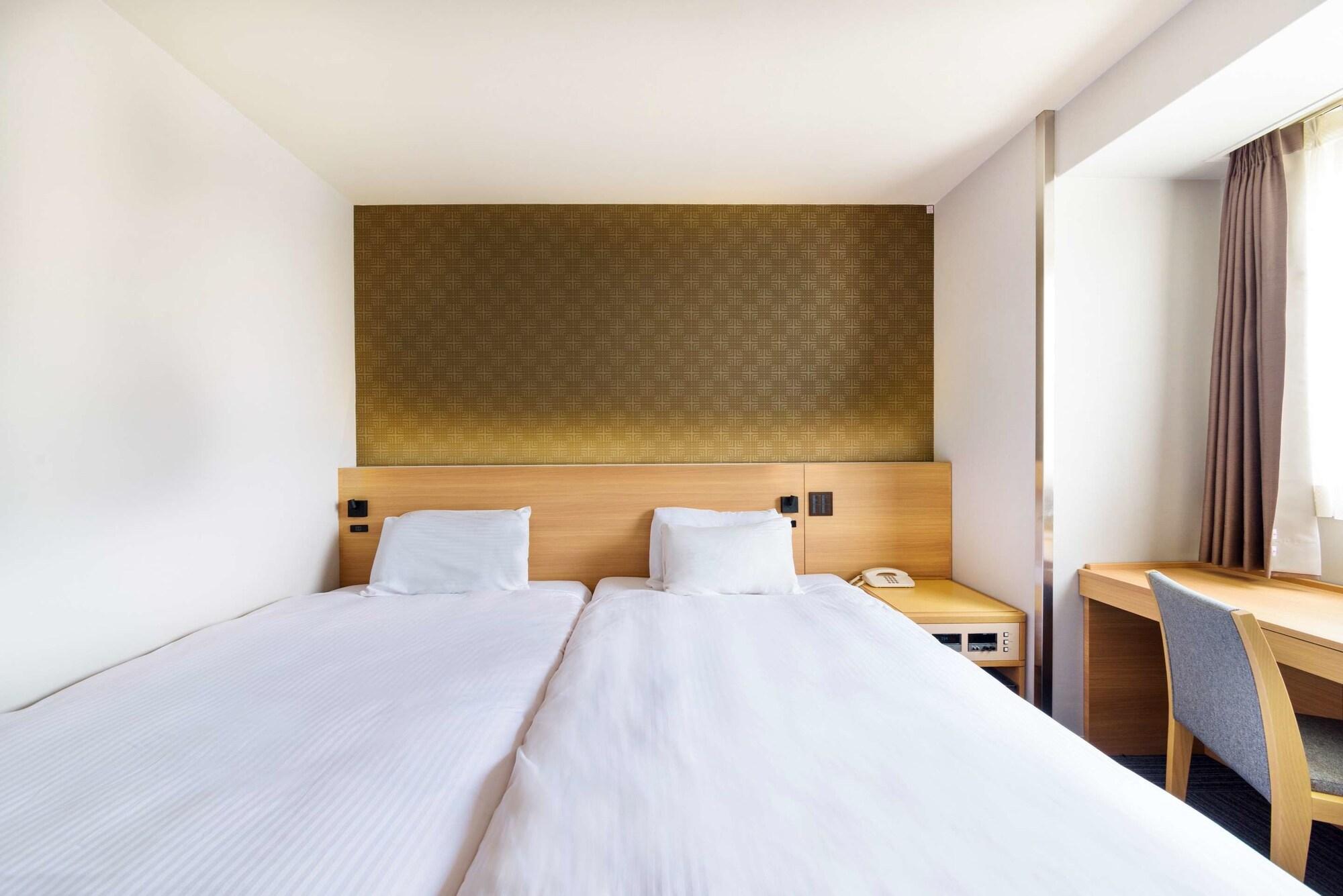 Surestay By Western Shin-osaka