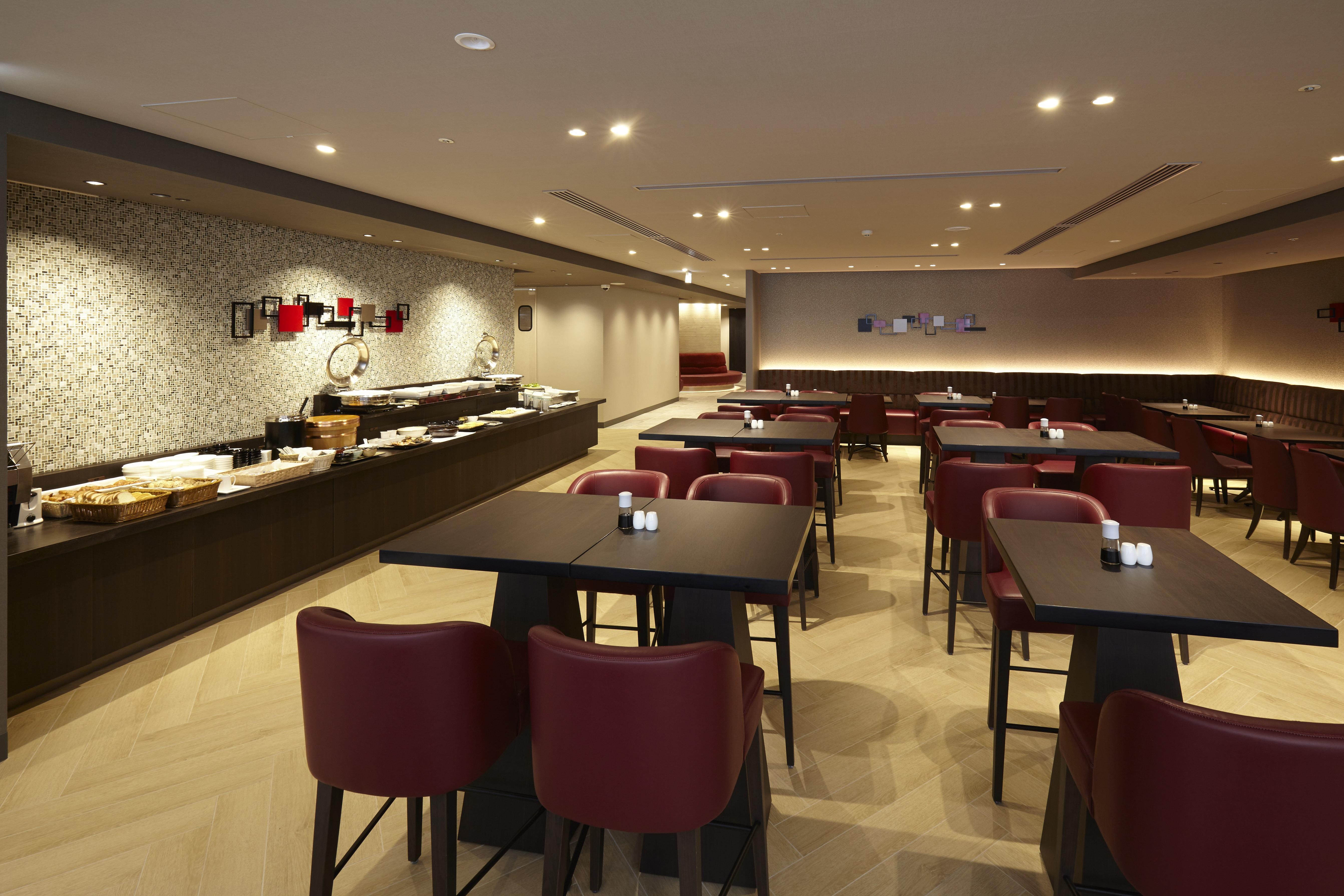 Agora Place Namba 4*
