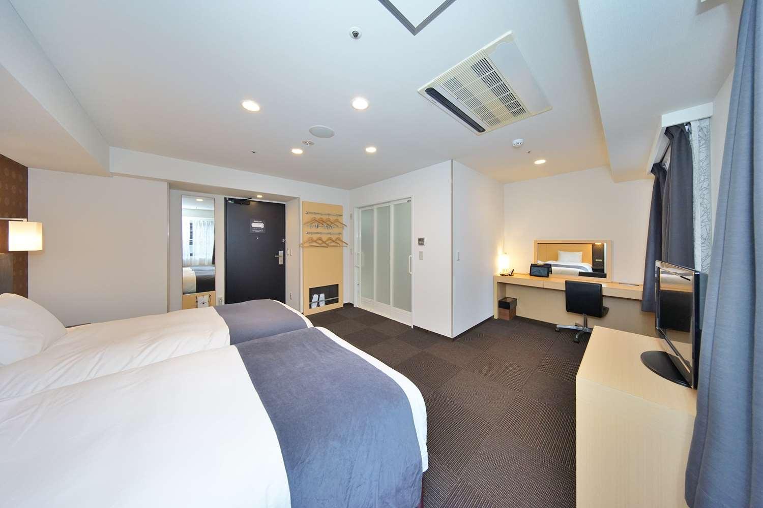 Western Fino Shinsaibashi Hotel