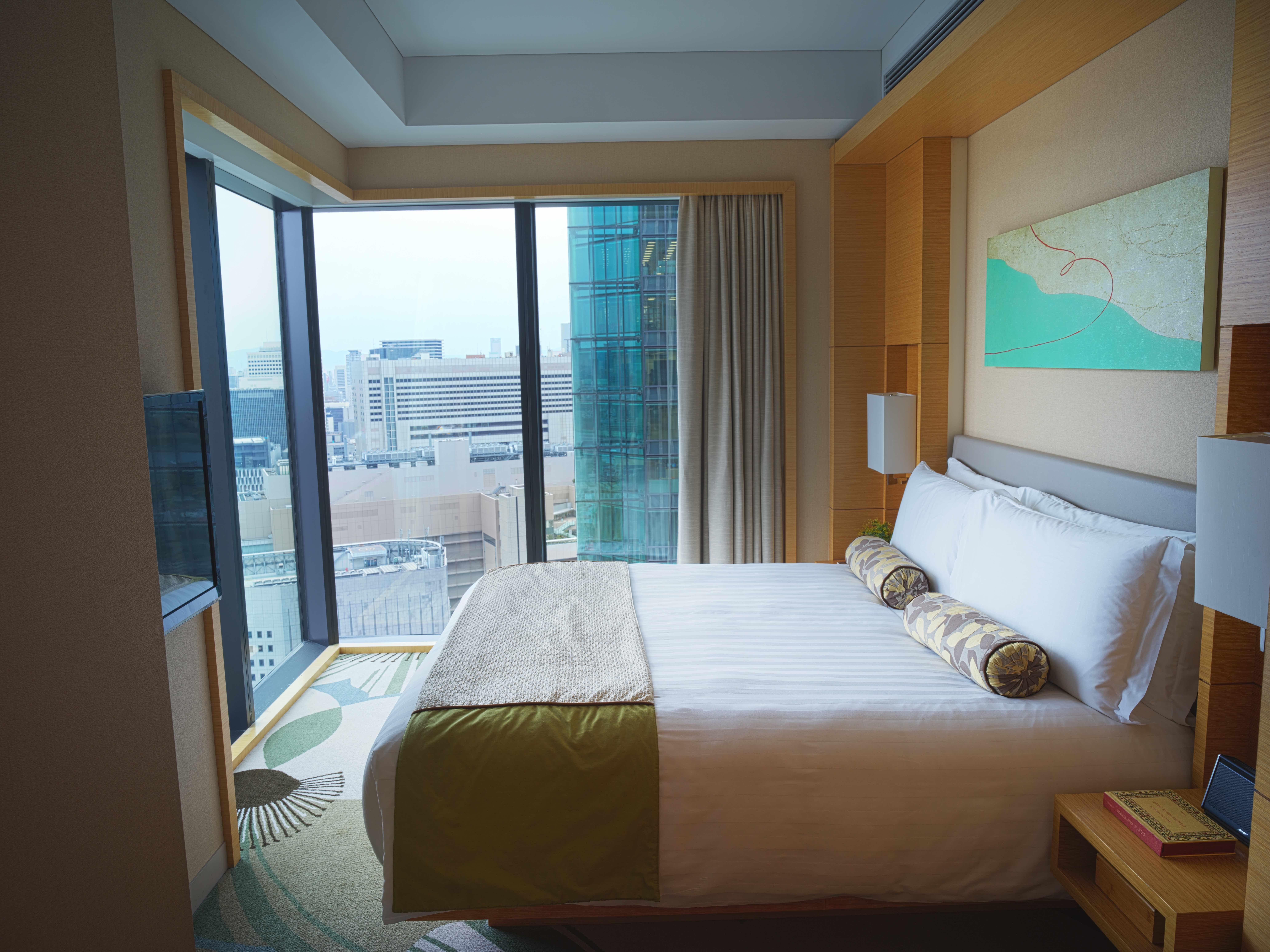 Intercontinental By Ihg 5*