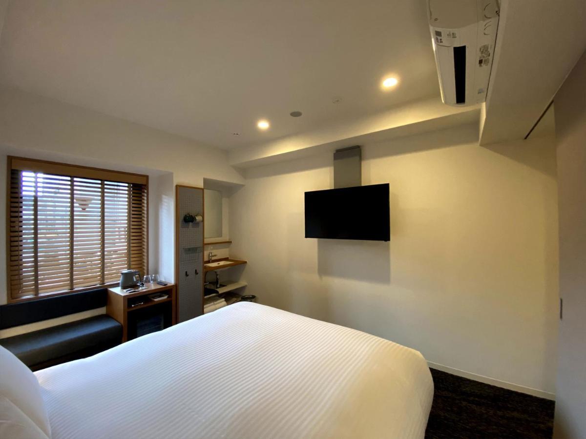 Hotel Umedaholic 3*