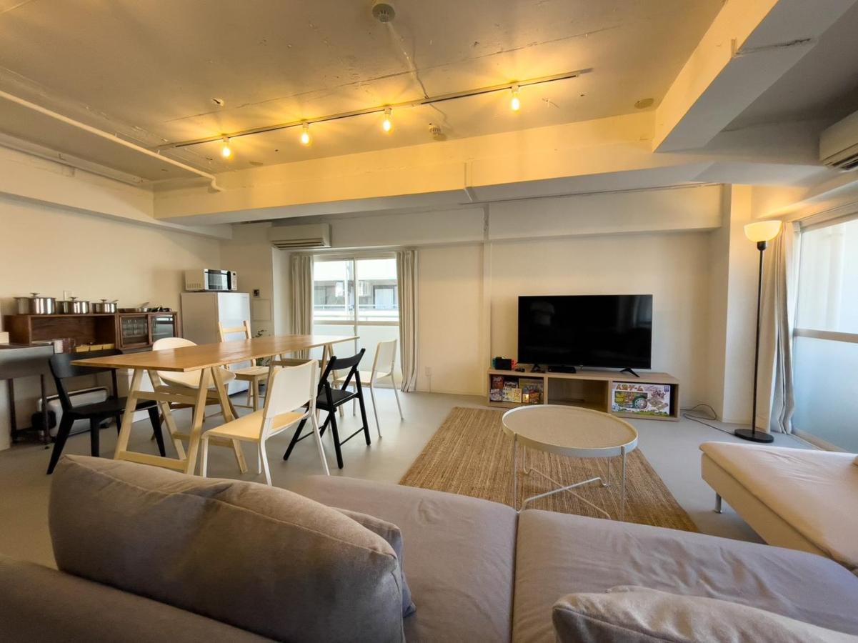 タスワンスペース難波千日前 Apartment