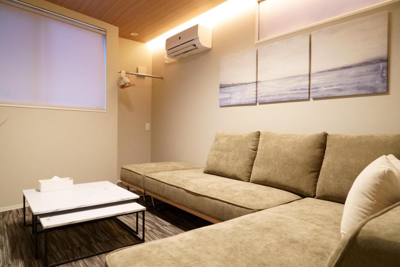 Koti Sopo Universal Bay 4 By Liaison Apartment