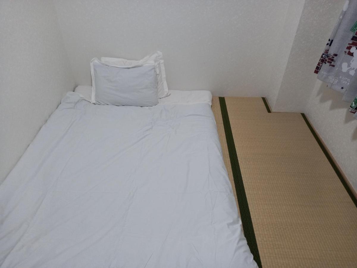Homestay 中山ビル Osaka