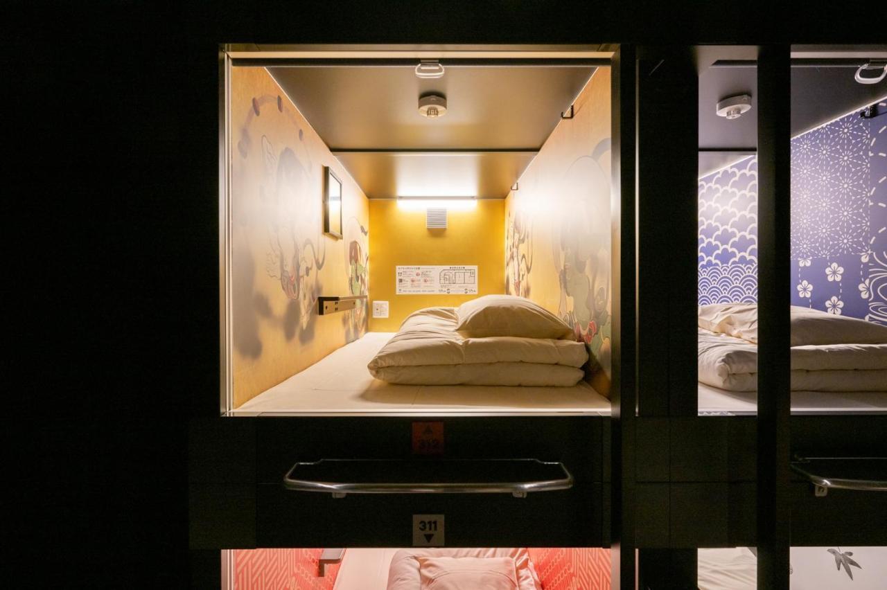 Ninja & Geisha Capsule hotel Osaka