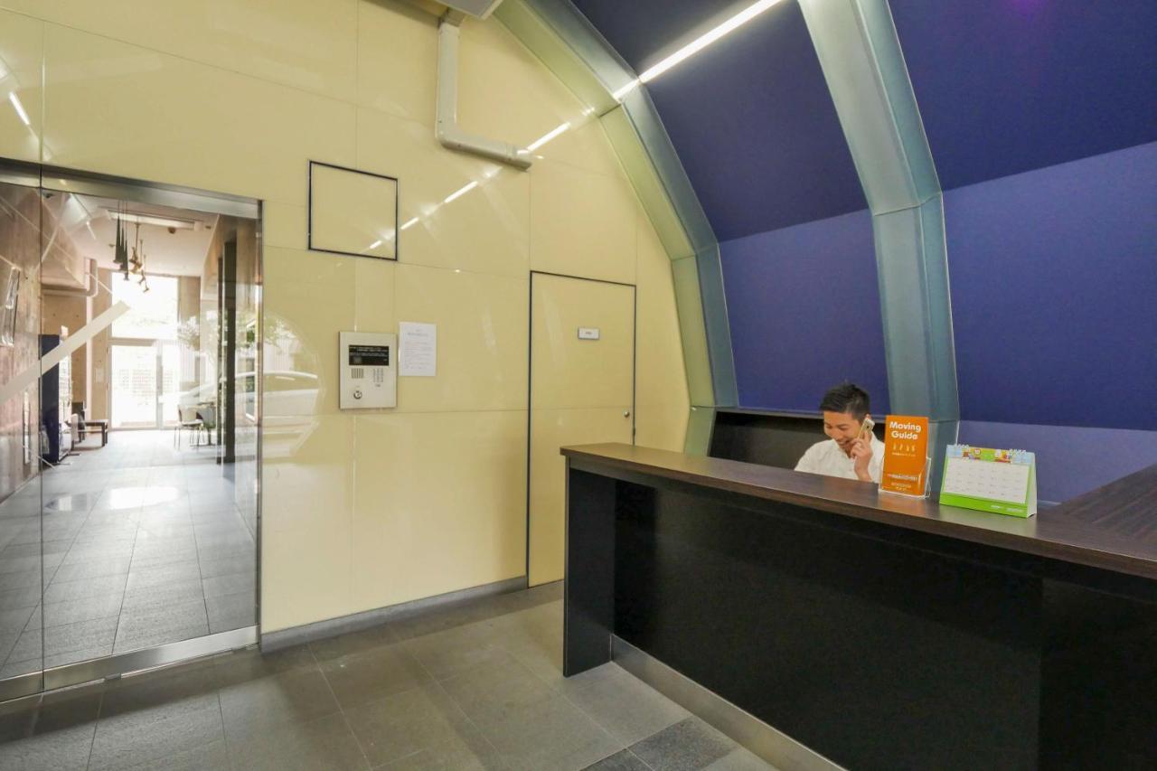 Guest house S-presso Namba Parks Street