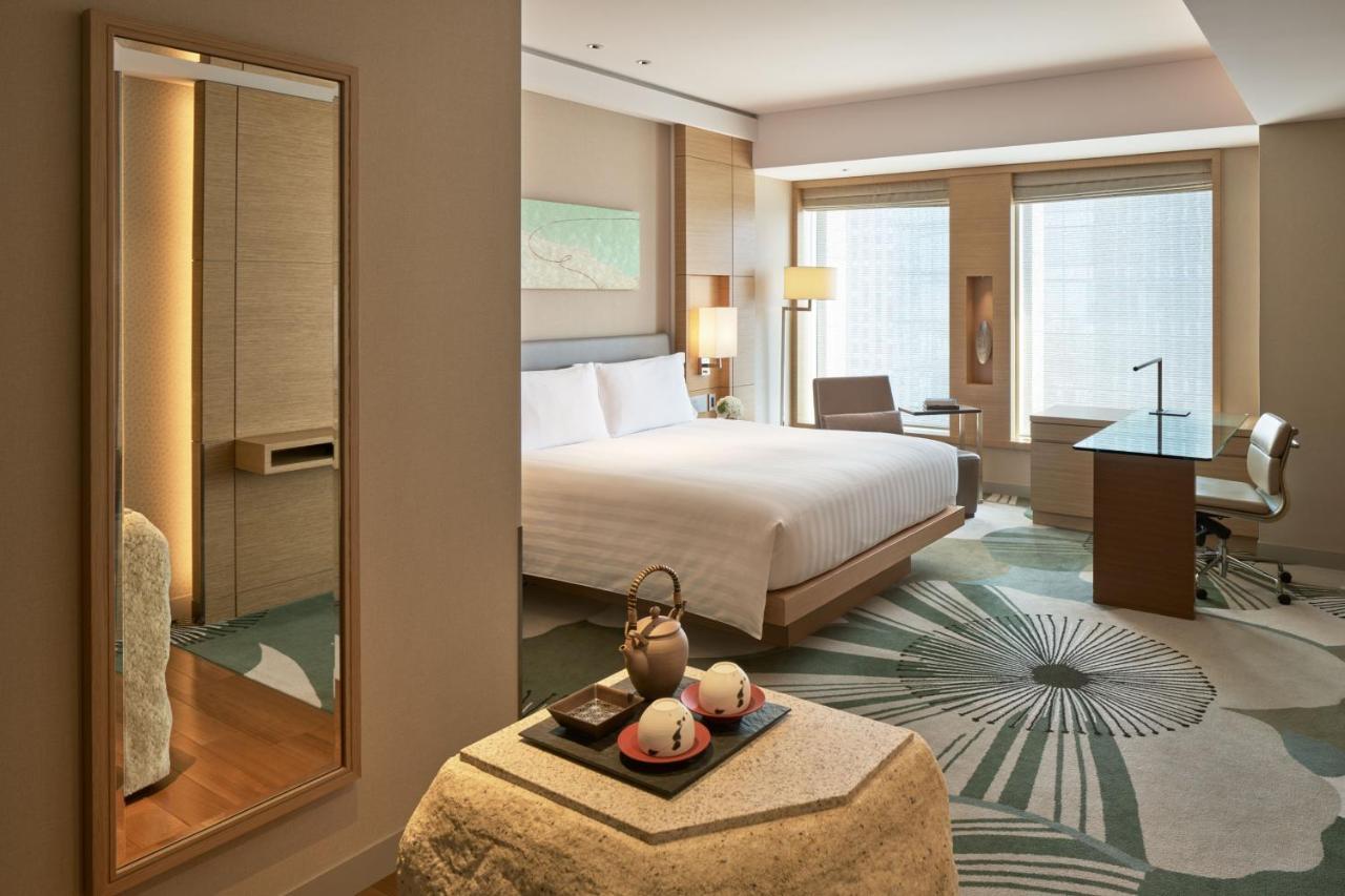 Intercontinental By Ihg Hotel Osaka