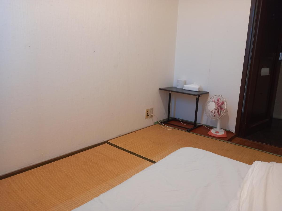 Homestay 中山ビル *