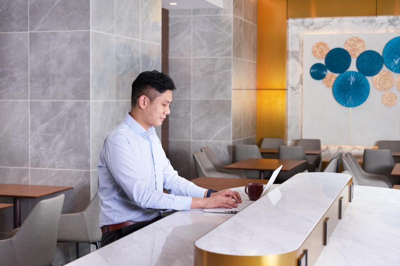 Travelodge Honmachi Hotel 3*