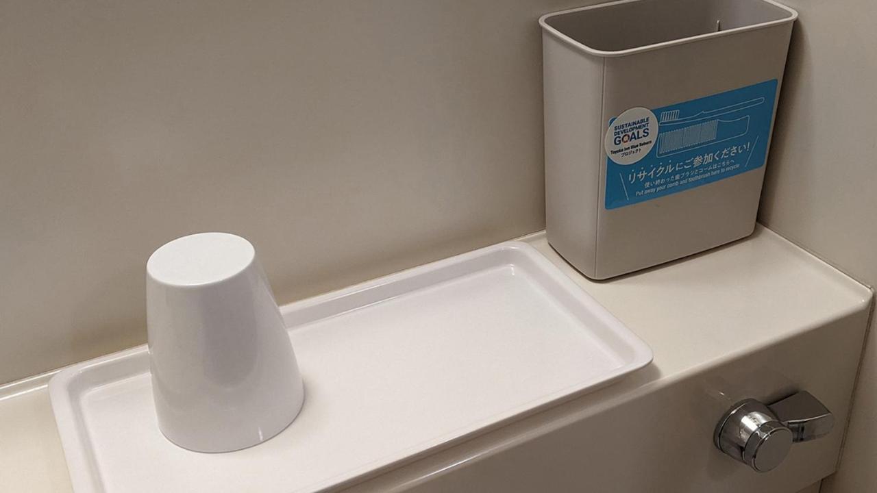 Toyoko Shin-osaka Chuo-guchi Honkan Hotel Osaka