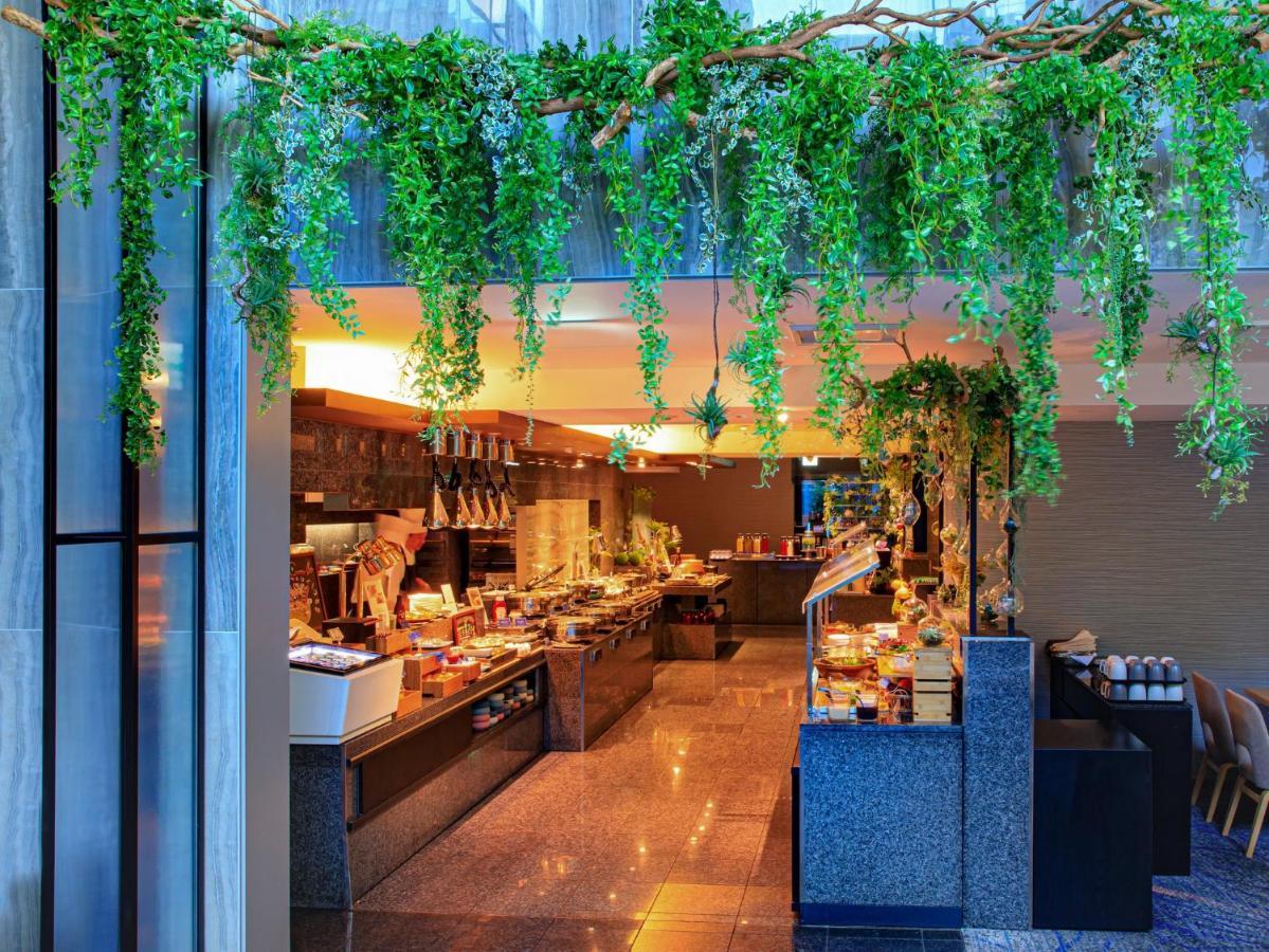Ana Crowne Plaza By Ihg Hotel 5*