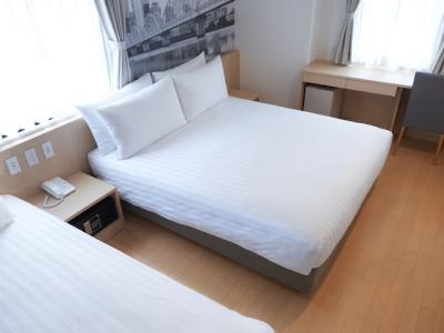 The Onefive Midosuji Hotel