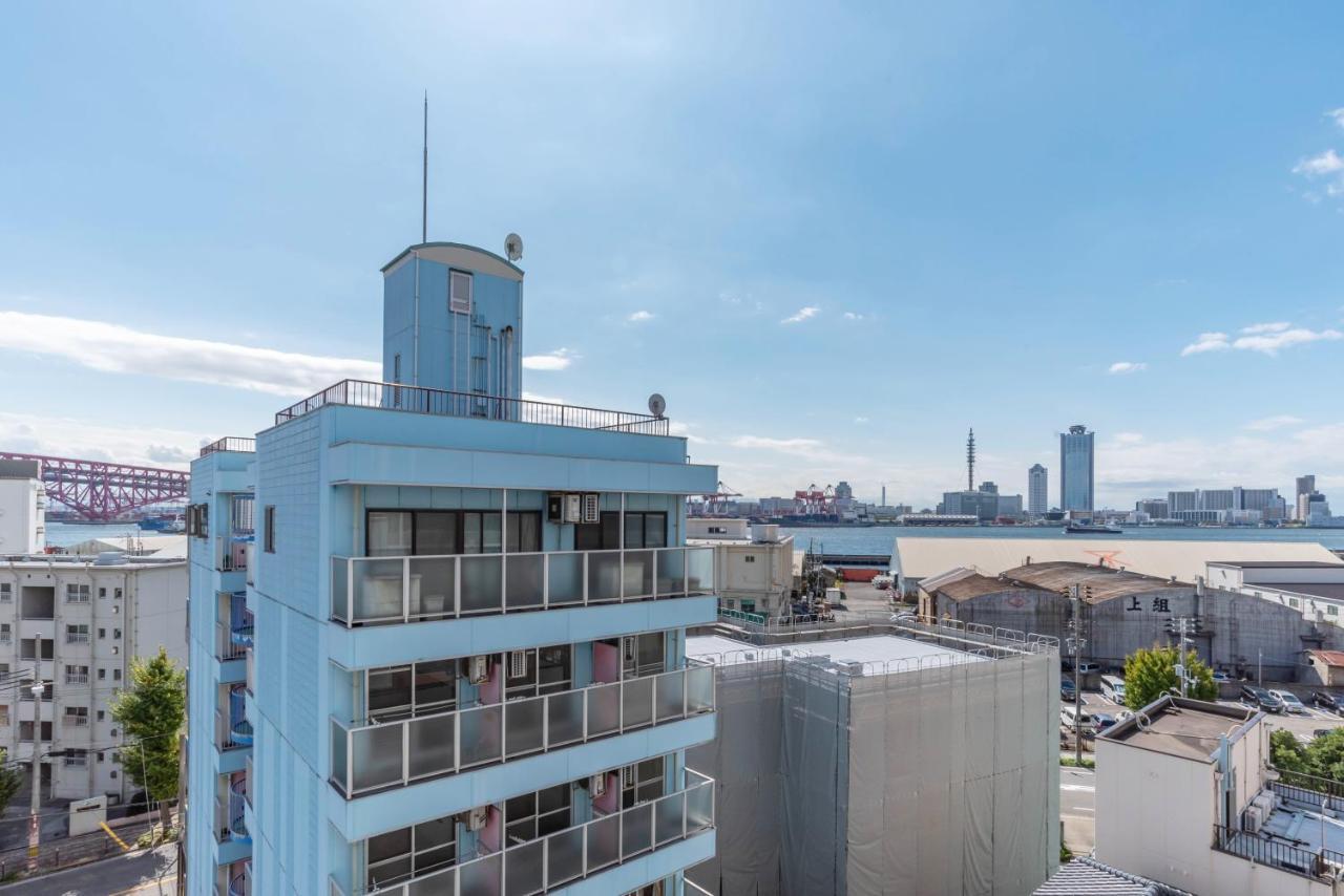 Universal Bay Apartment