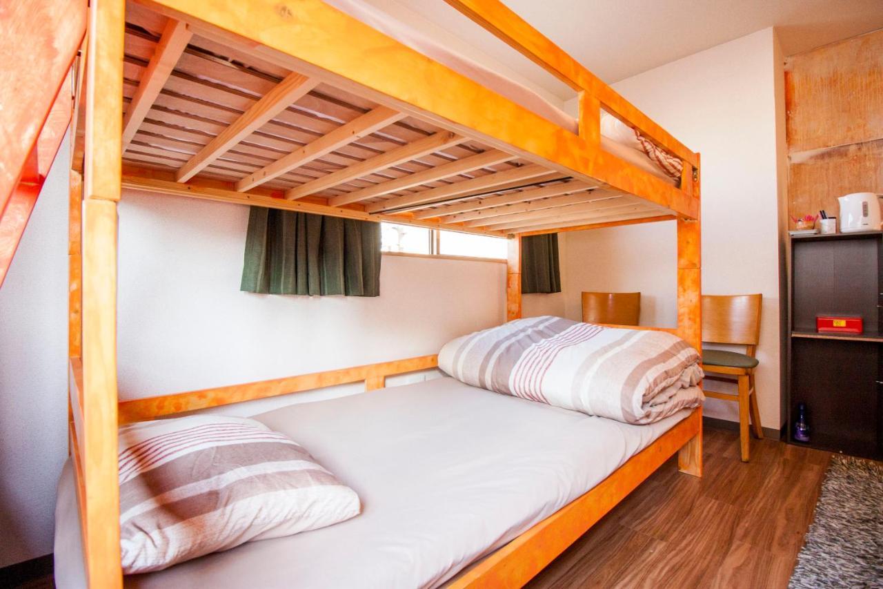 Deer Namba Hostel *