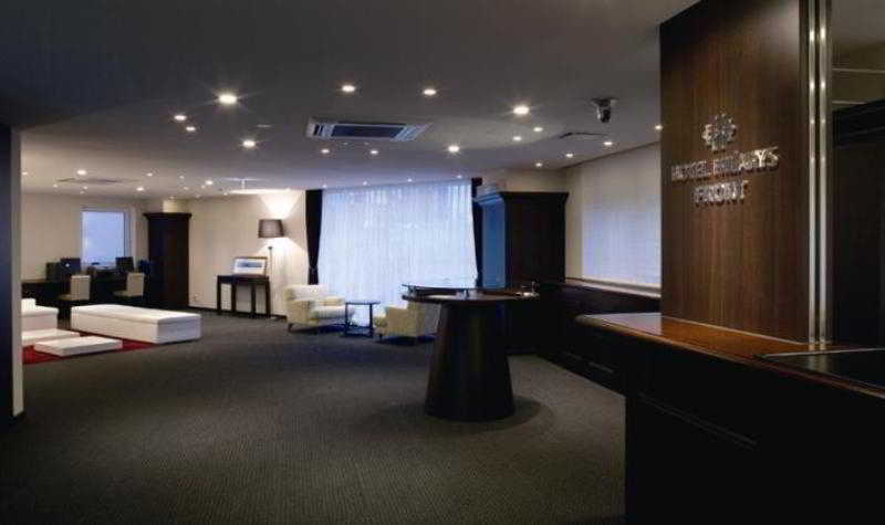 Hillarys Hotel 3*