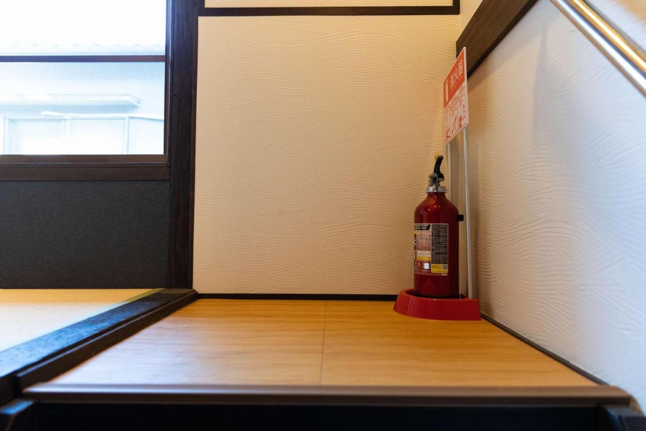 Villa Miyu Ryokudani: Designer Zen Space With Game