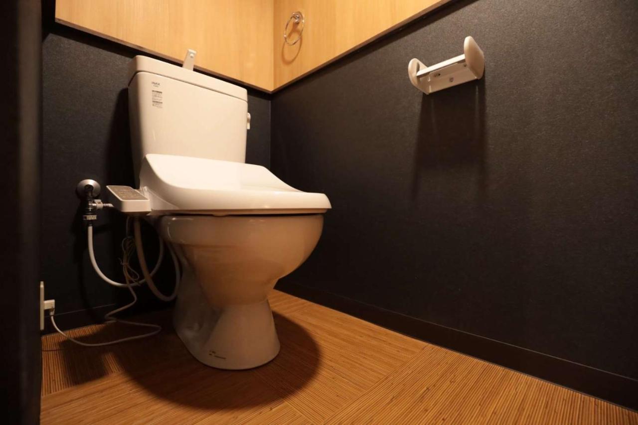 Miyu Ryokudani: Designer Zen Space With Game Villa Osaka