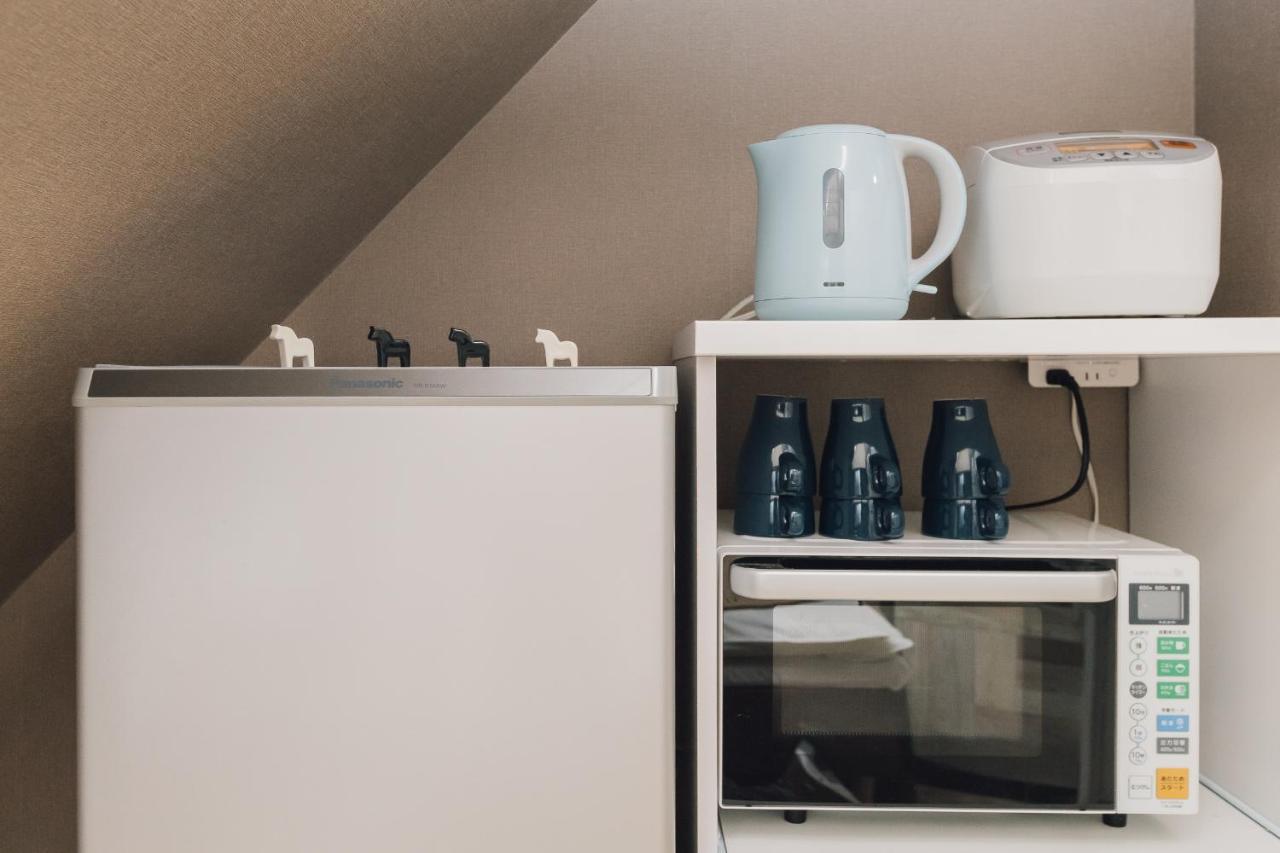 J Apartment *
