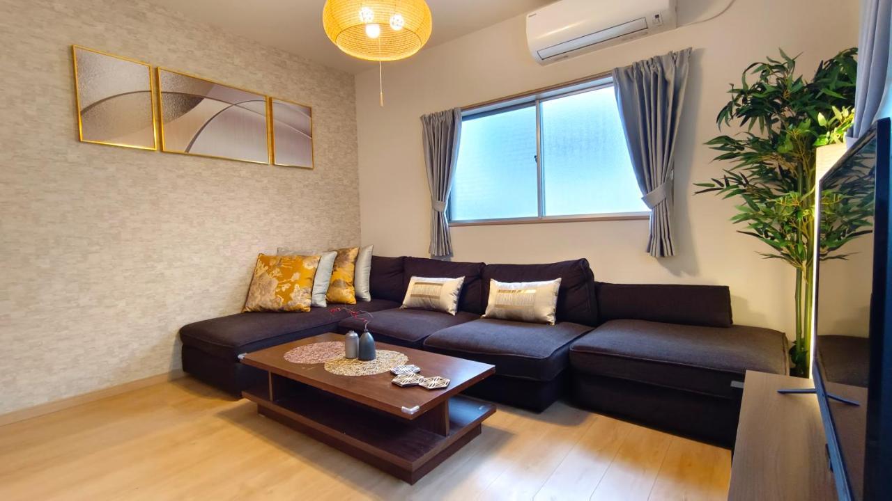 Tsukiyume - House With Parking, 10mins To Usj, Tennoji, Namba * Osaka