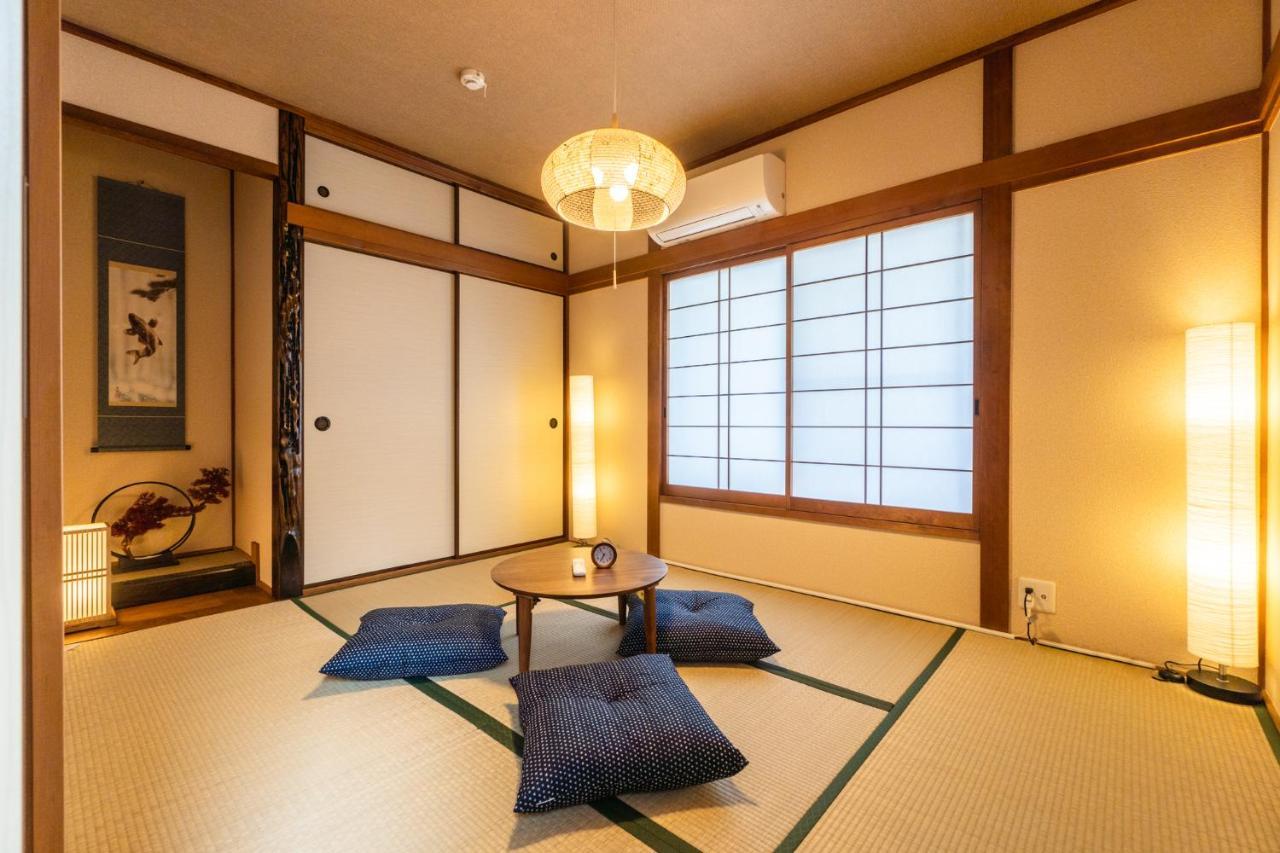 Tsukiyume - House With Parking, 10mins To Usj, Tennoji, Namba