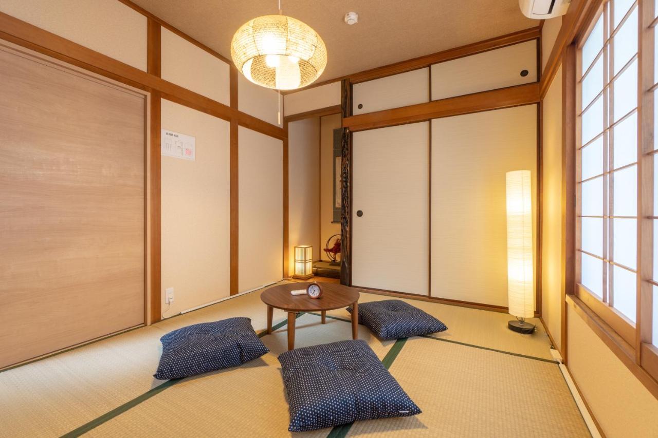 Tsukiyume - House With Parking, 10mins To Usj, Tennoji, Namba Holiday home *