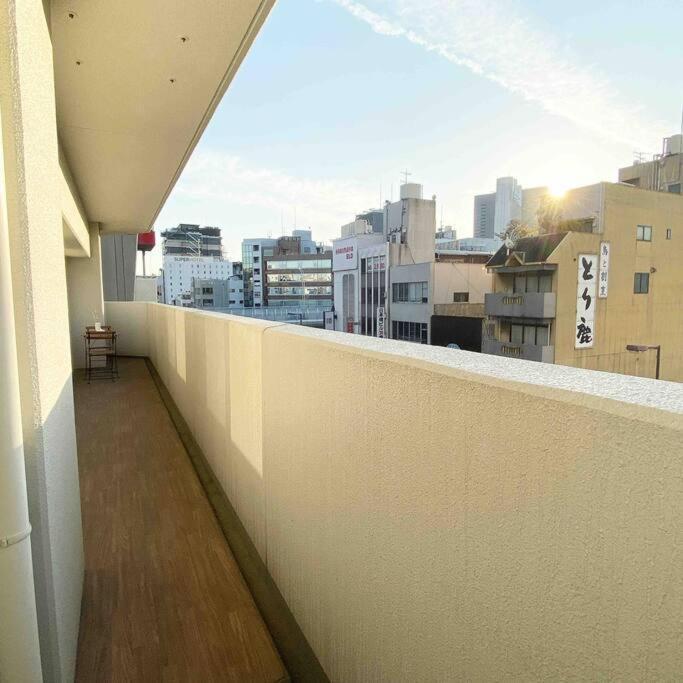 Apartment Open Sale: Spacious Namba Near Dotonbori