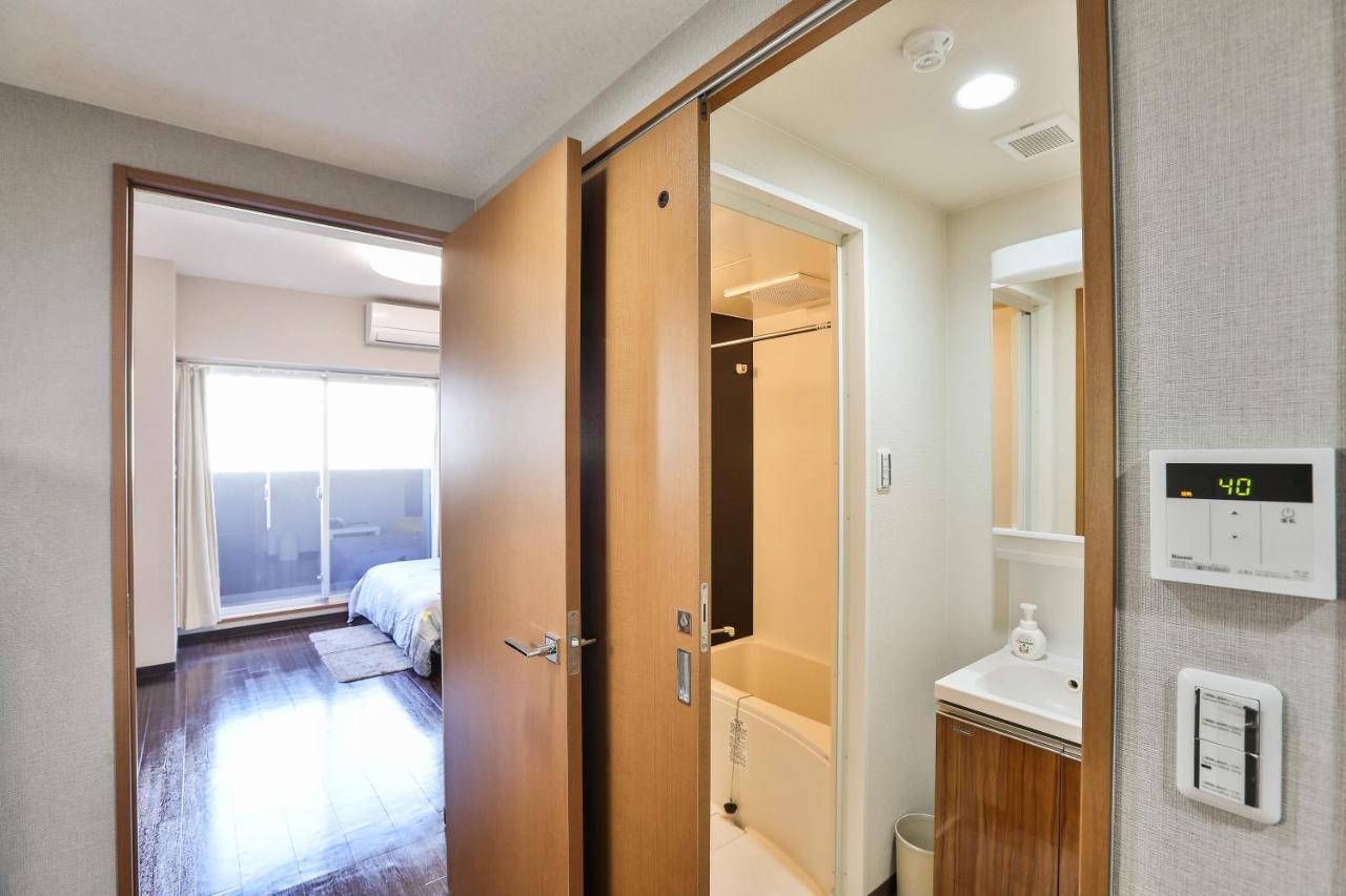 Tc House: Namba Oasis Near Kuromon Market Osaka
