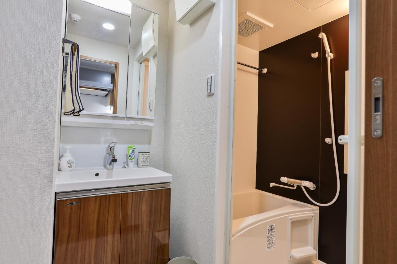 Apartment Tc House: Namba Oasis Near Kuromon Market Osaka