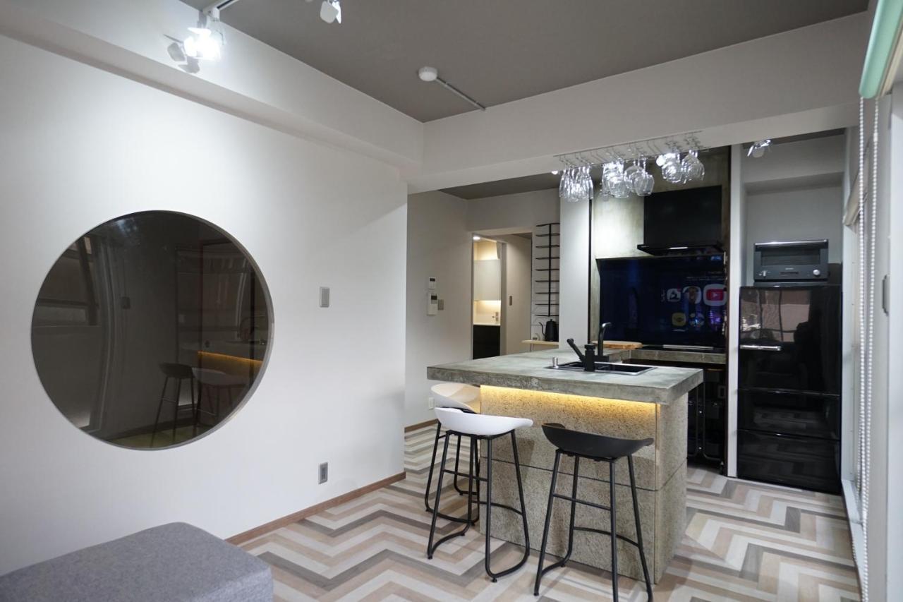 Apartment Bay Wheel