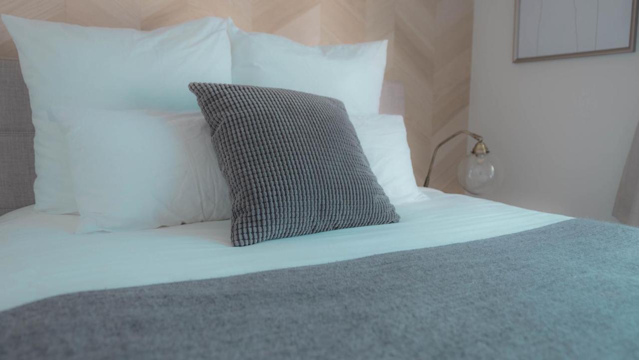 Accommodates Up To 11 Guests!!staypia Namba Ebisu Apartment *